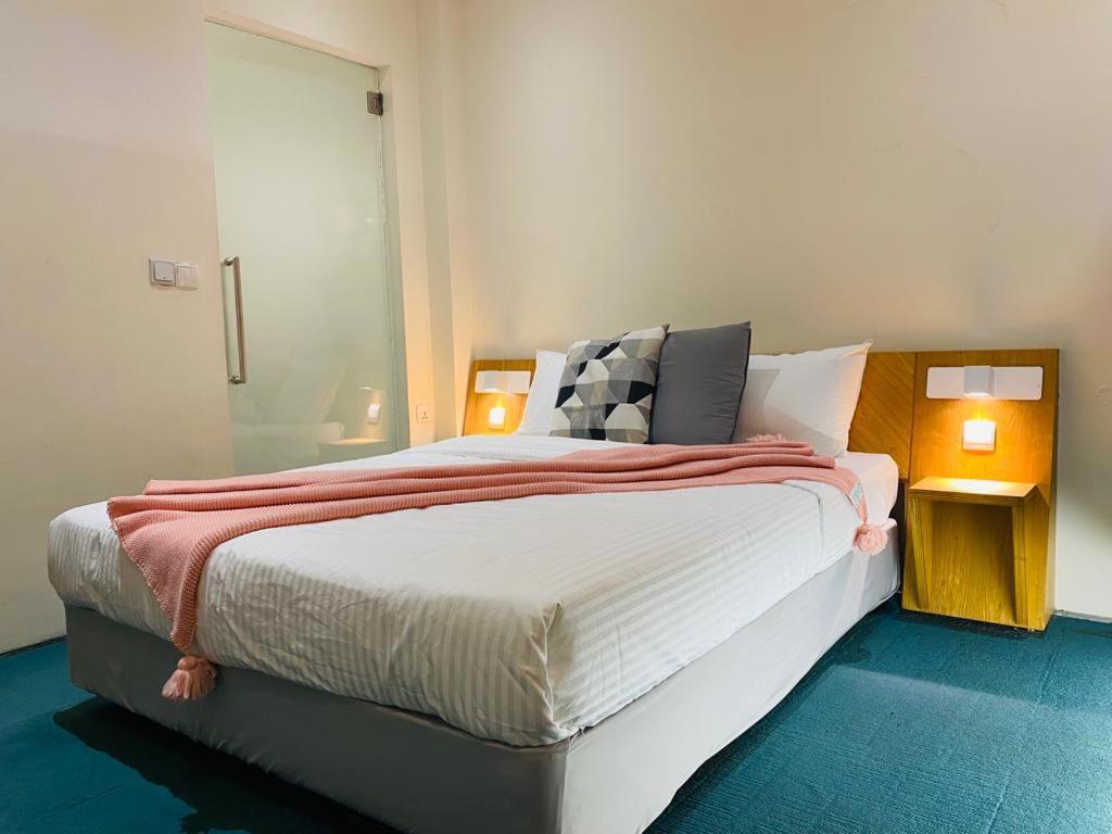 The Assembly Place, A Co-Living At Mayo Hotel Singapura Luaran gambar